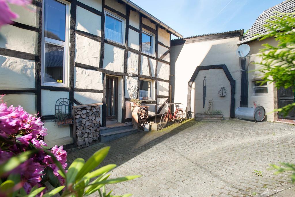 Gasthaus Zur Burgschaenke Aremberg Zewnętrze zdjęcie